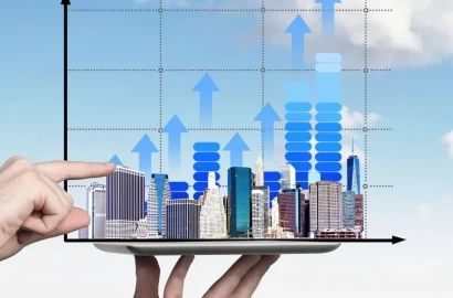 Dynamics of Dubai's Property Market: Price Trends and Projections