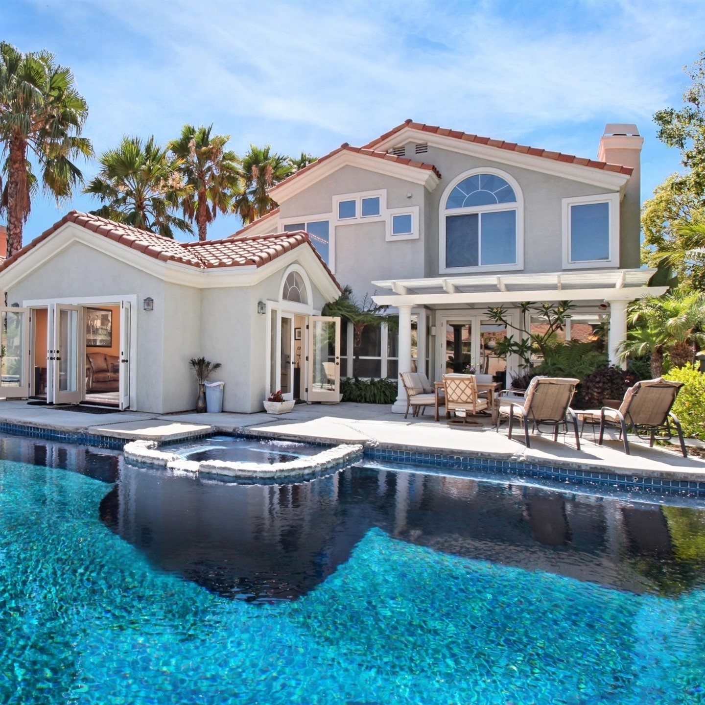 Private Estate Magnificent Views